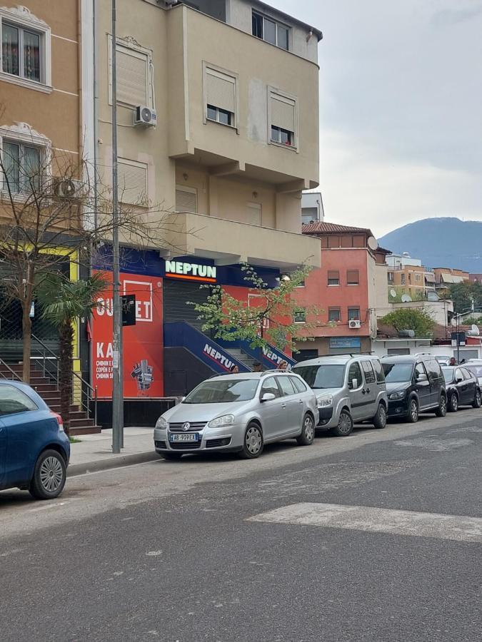 טיראנה Vila Tafa Apartments מראה חיצוני תמונה