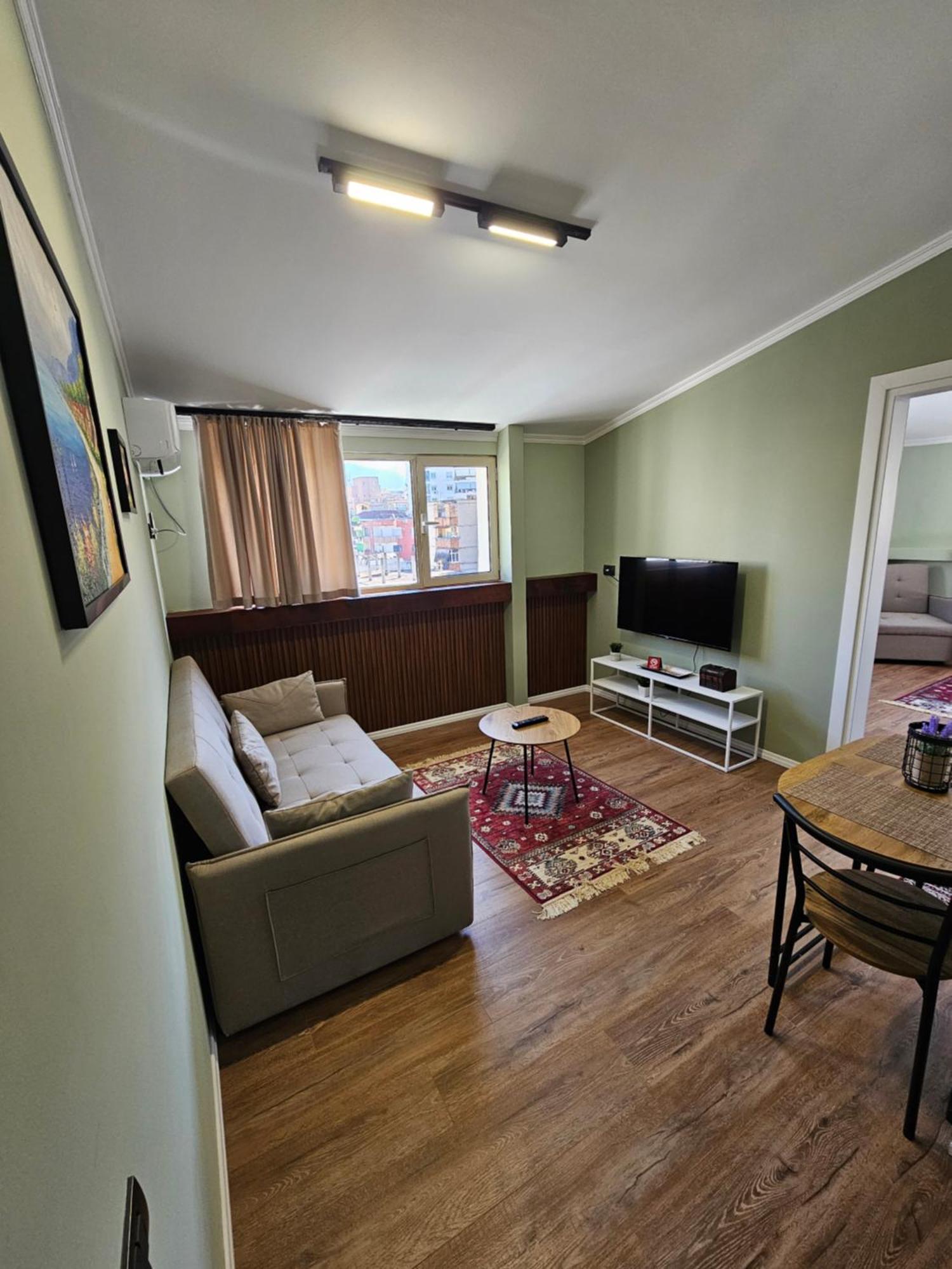 טיראנה Vila Tafa Apartments מראה חיצוני תמונה