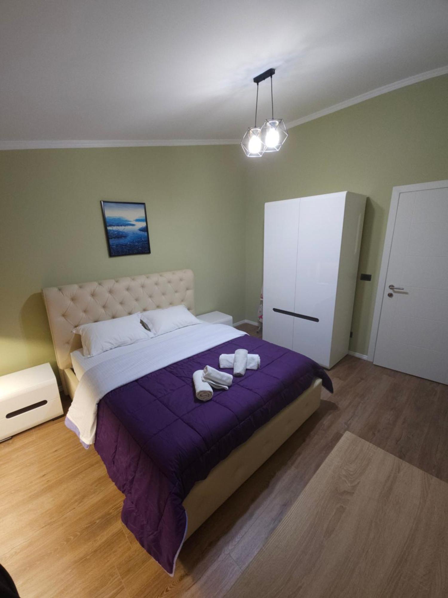 טיראנה Vila Tafa Apartments מראה חיצוני תמונה