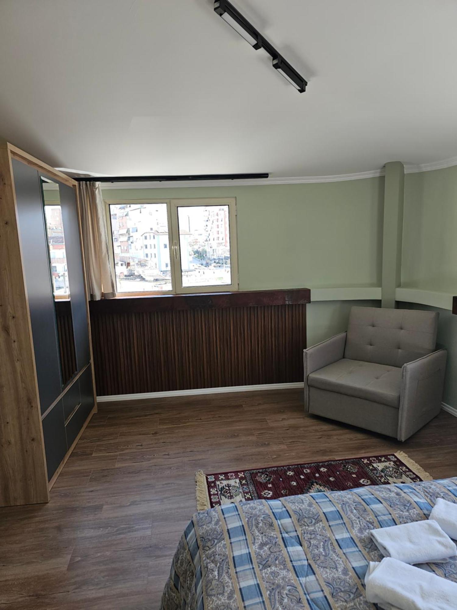 טיראנה Vila Tafa Apartments מראה חיצוני תמונה